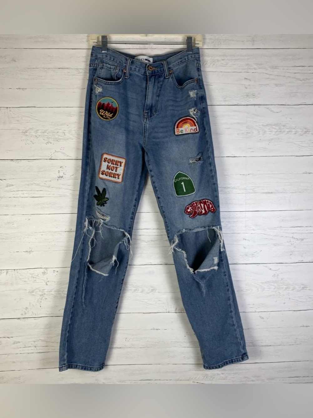 Fashion Nova California High Rise Straight Jeans with Patches size small 28X30.5